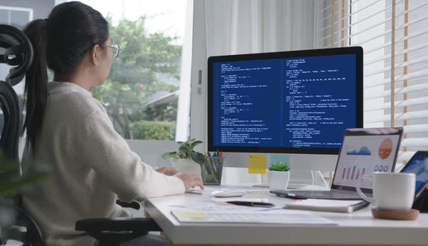 扎赉特旗企业数字化解决方案:机器学习赋能商业模式升级的核心路径